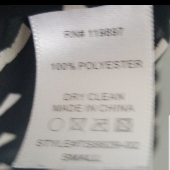 Collective concepts roll tab sleeve blouse small - Picture 3 of 9